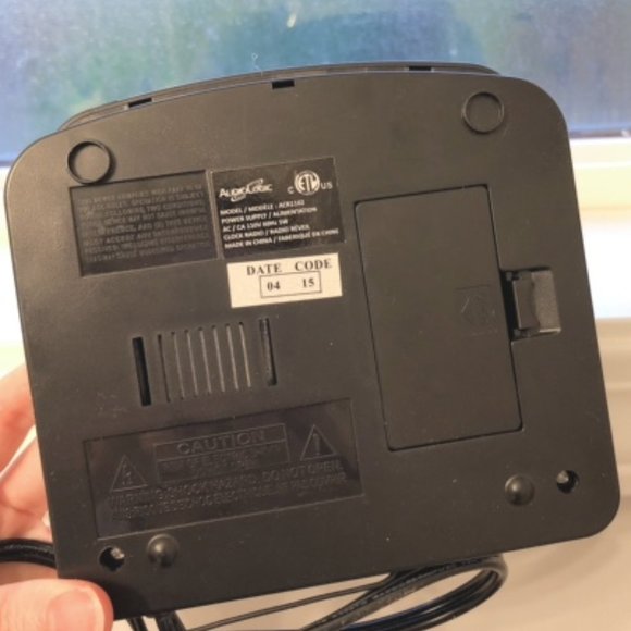 NEW Digital Clock / Alarm Clock - Picture 4 of 7